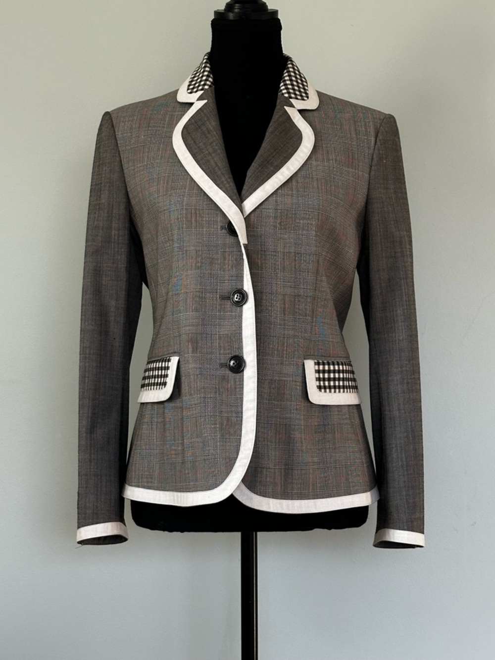 Chic Vintage Moschino Gray Plaid Blazer with White Trim and Gingham Accents - Picture 1 of 15